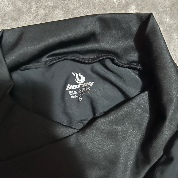 Black Cycling Shorts - Picture 2 of 3